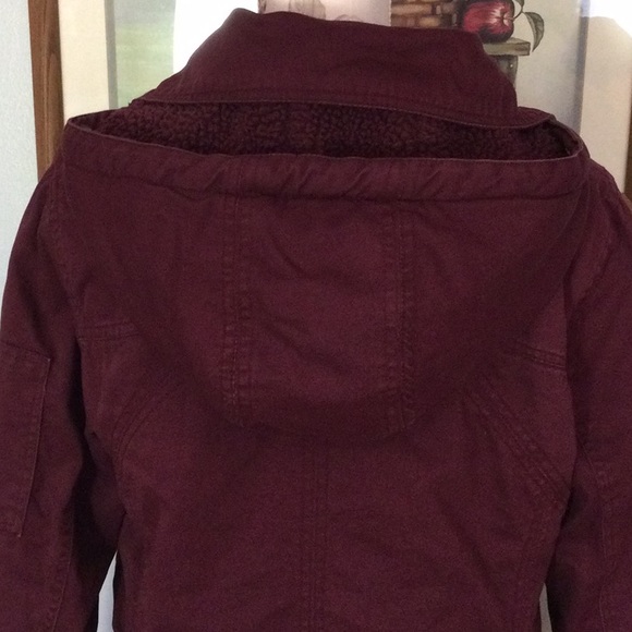 Express Burgundy Jacket (+ FREE hat) - Picture 7 of 16